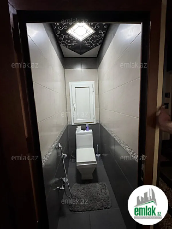 Satılır 4 otaqlı köhnə tikili 105 m²