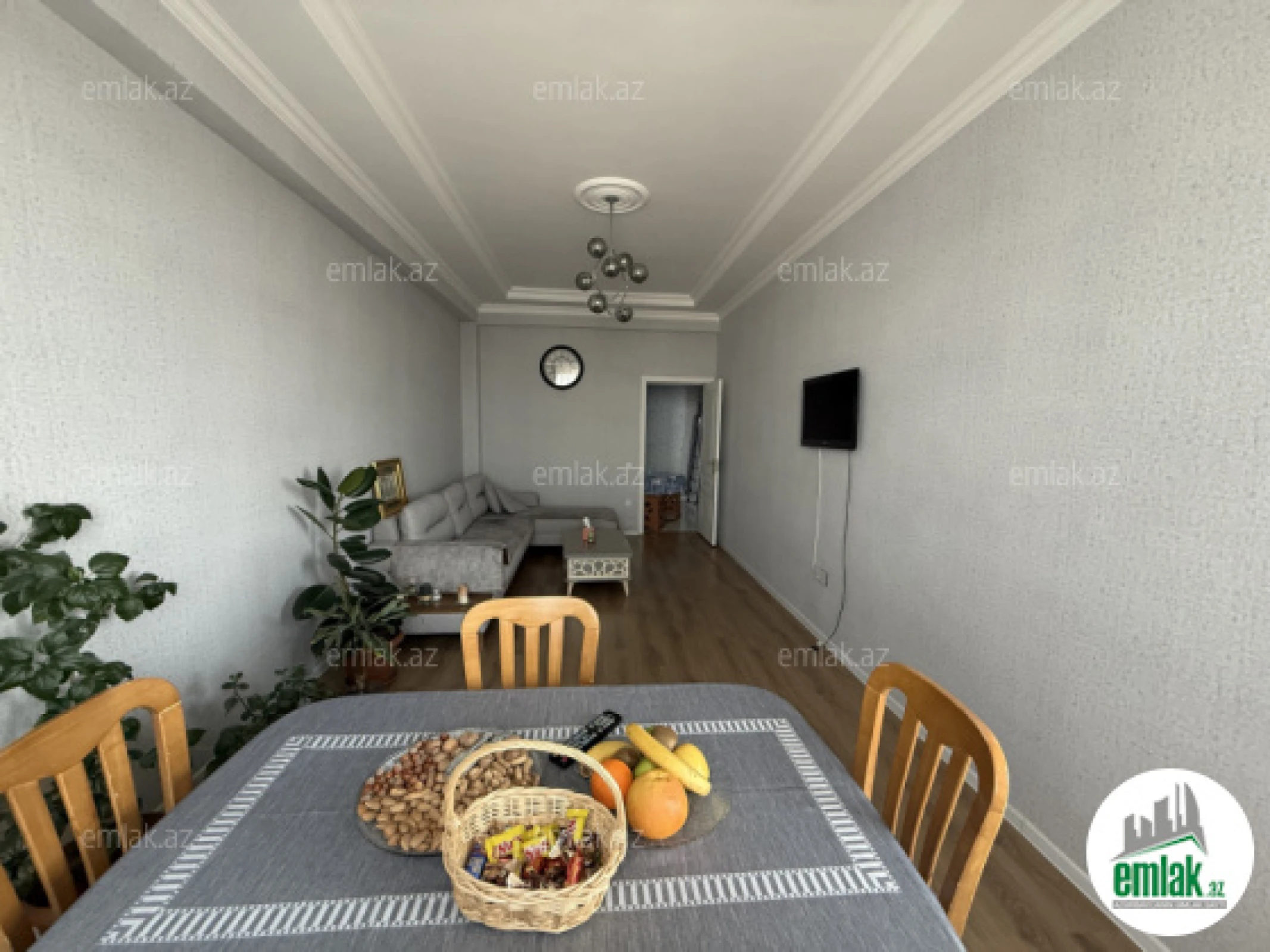 Satılır 2 otaqlı yeni tikili 76 m²