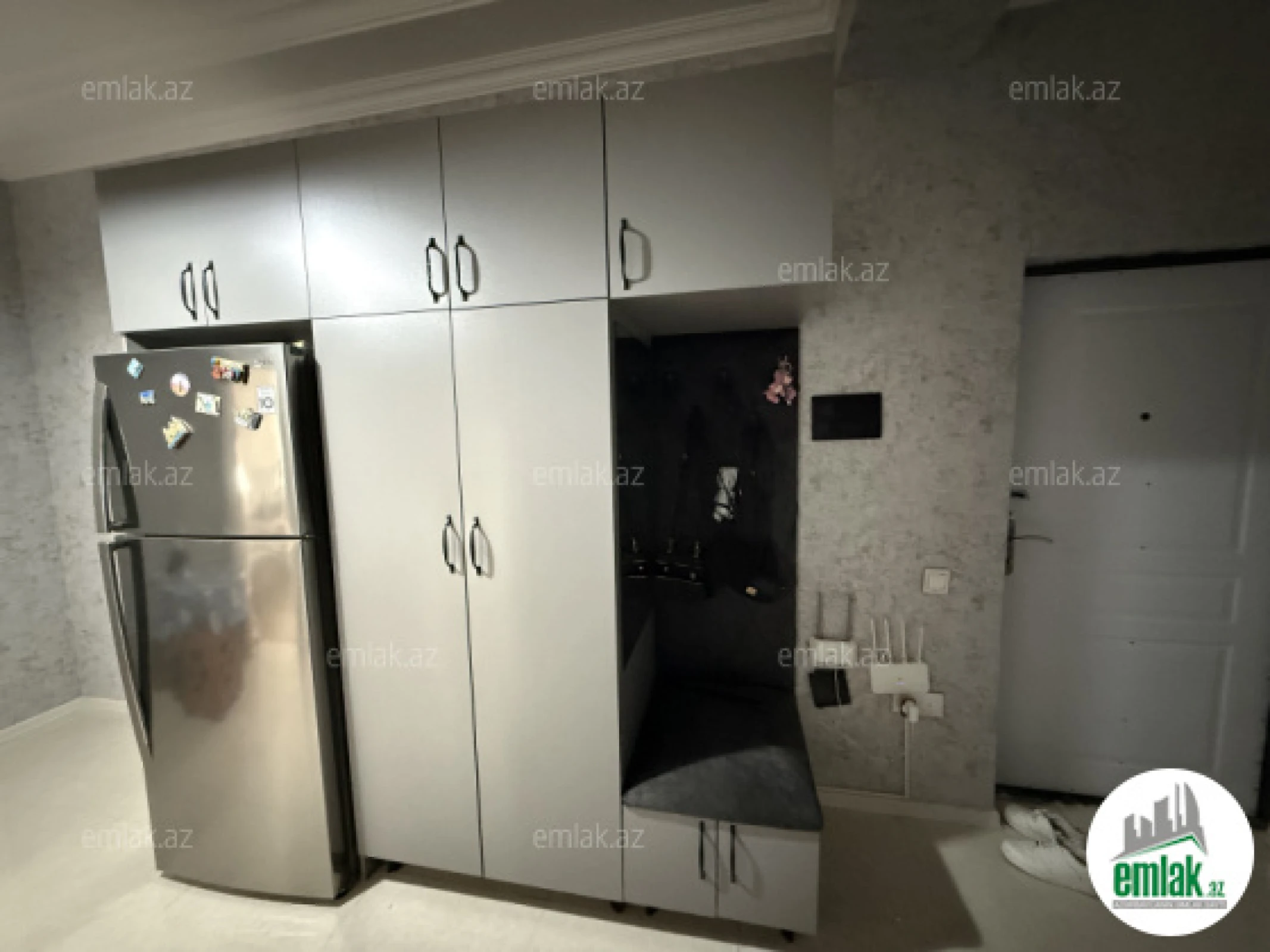 Satılır 2 otaqlı yeni tikili 76 m²