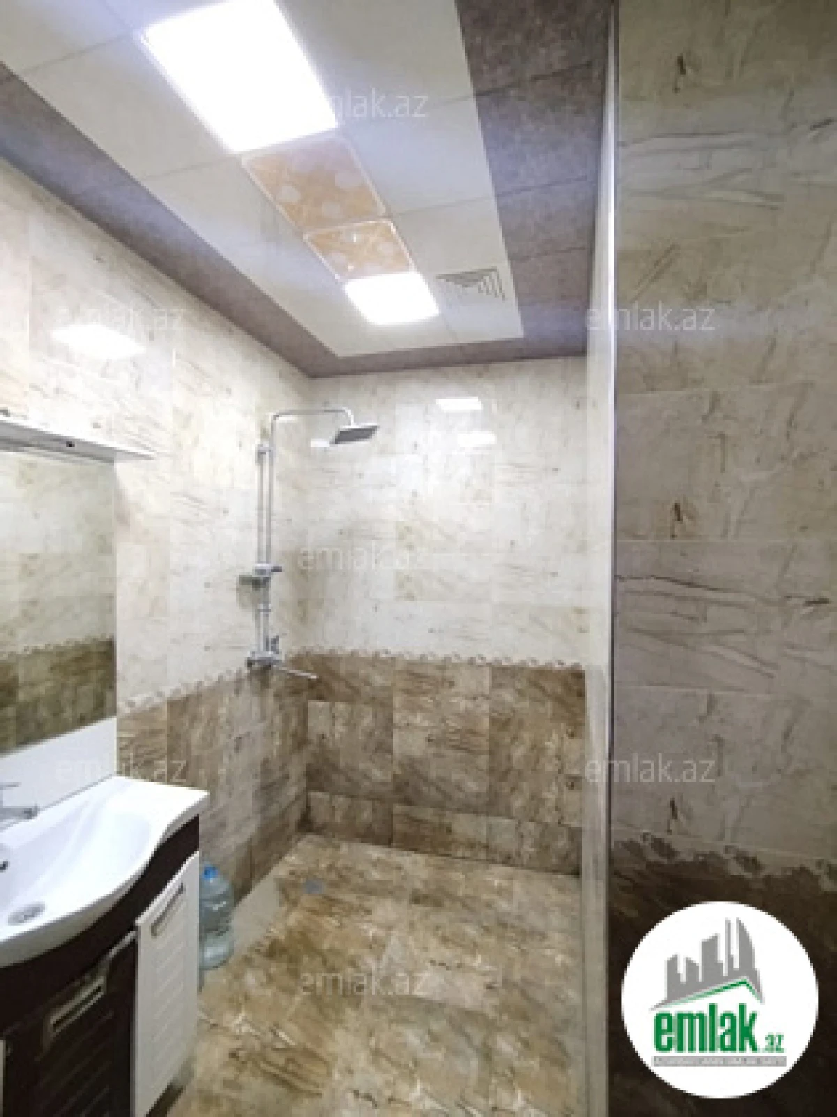 Satılır 2 otaqlı yeni tikili 86 m²