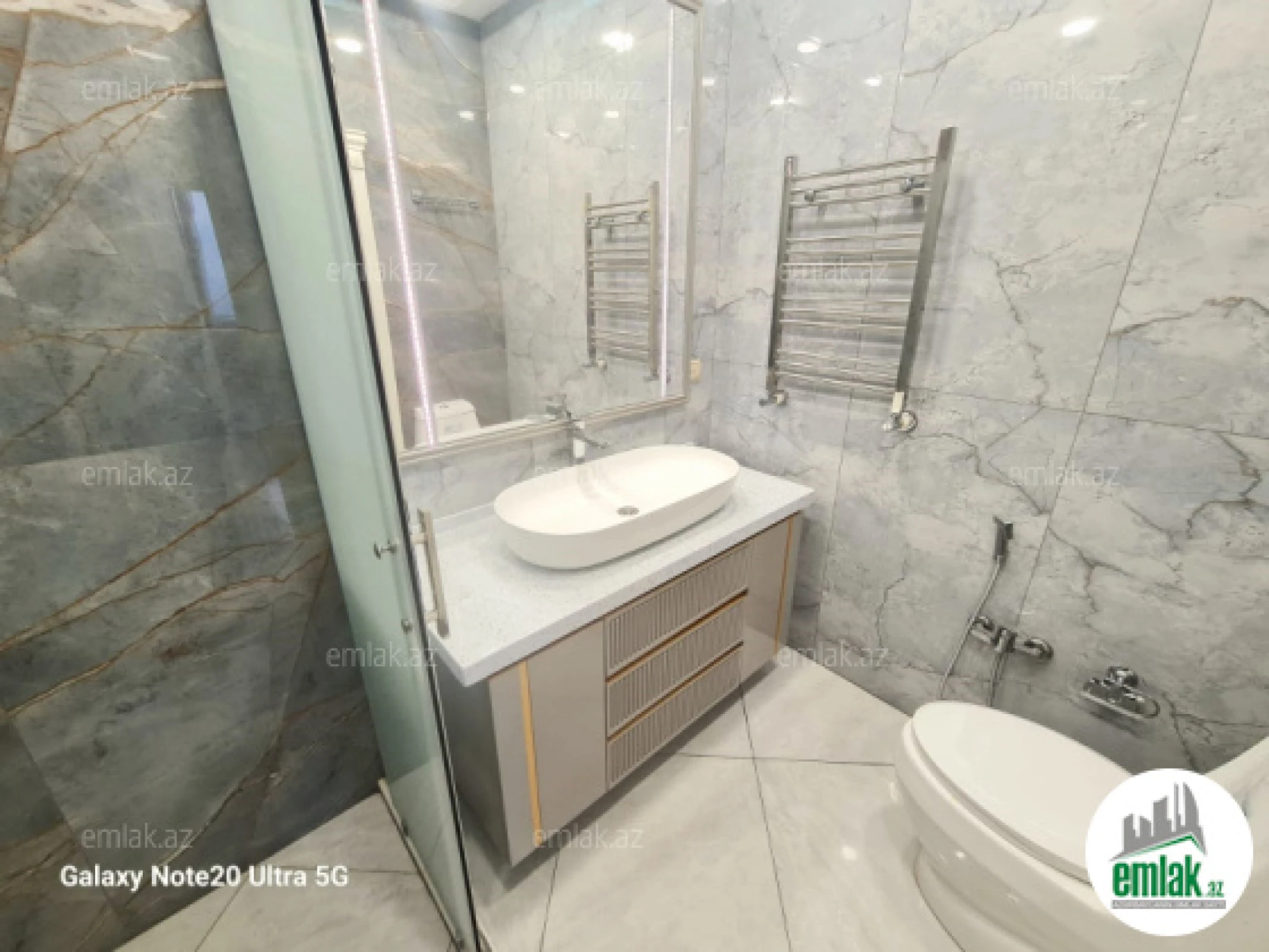 Satılır 4 otaqlı yeni tikili 186 m²
