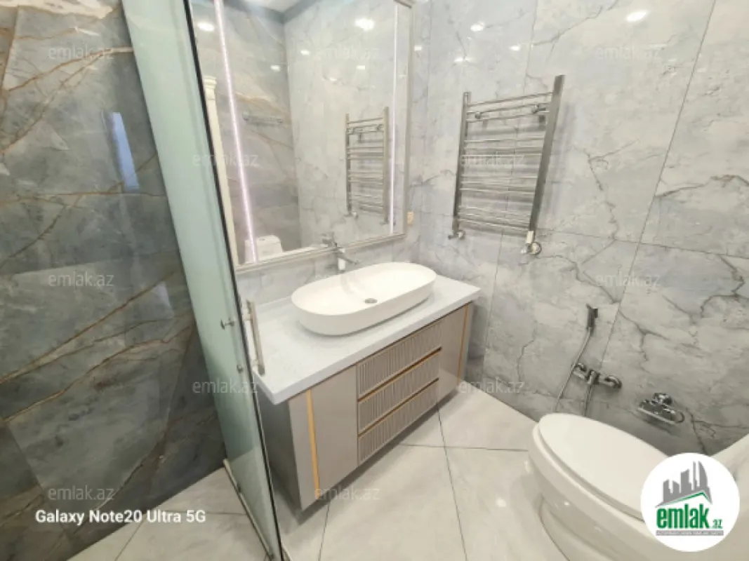 Satılır 4 otaqlı yeni tikili 186 m²