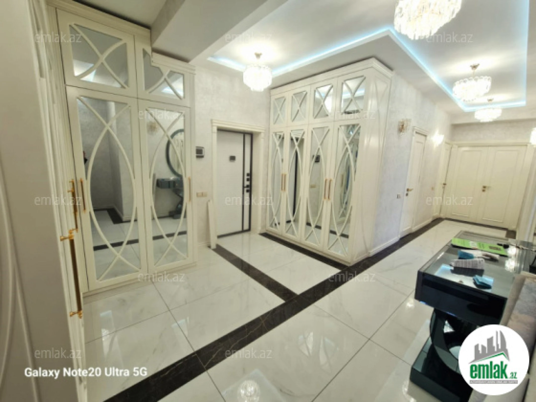 Satılır 4 otaqlı yeni tikili 186 m²