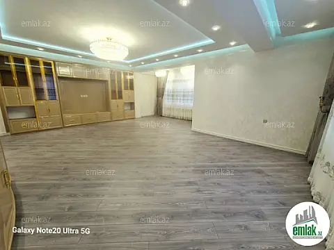 Satılır 4 otaqlı yeni tikili 186 m²