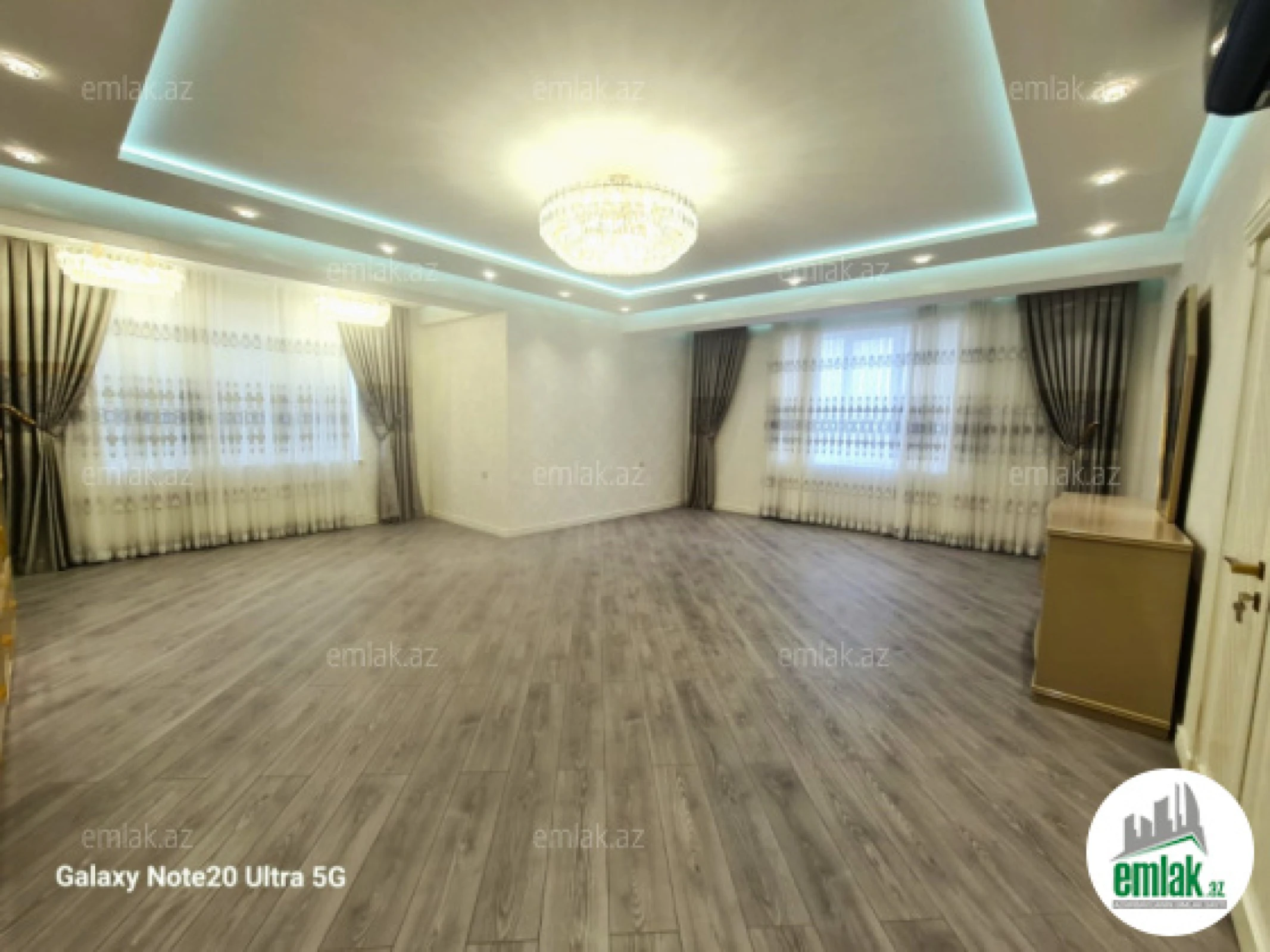 Satılır 4 otaqlı yeni tikili 186 m²