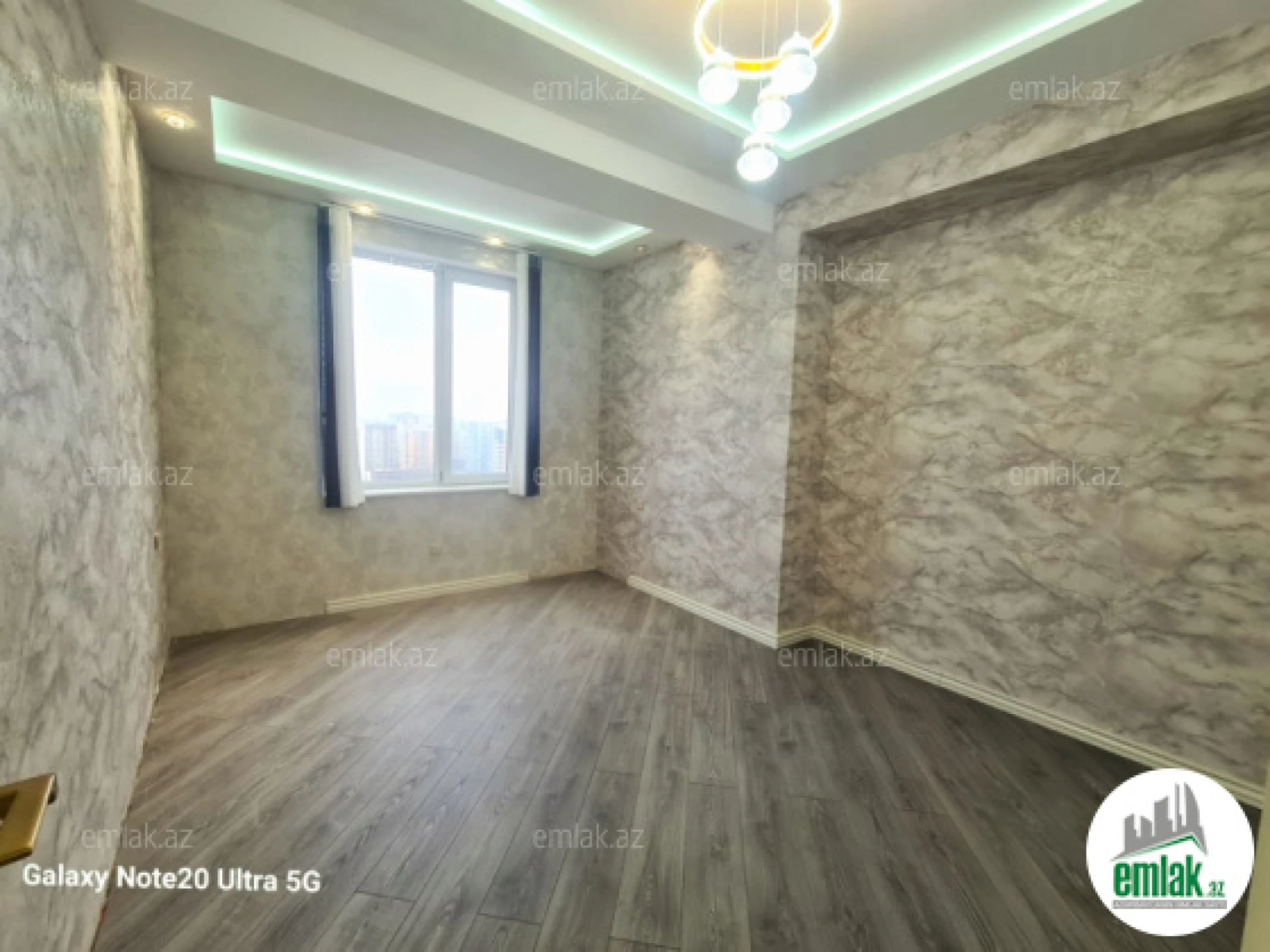 Satılır 4 otaqlı yeni tikili 186 m²