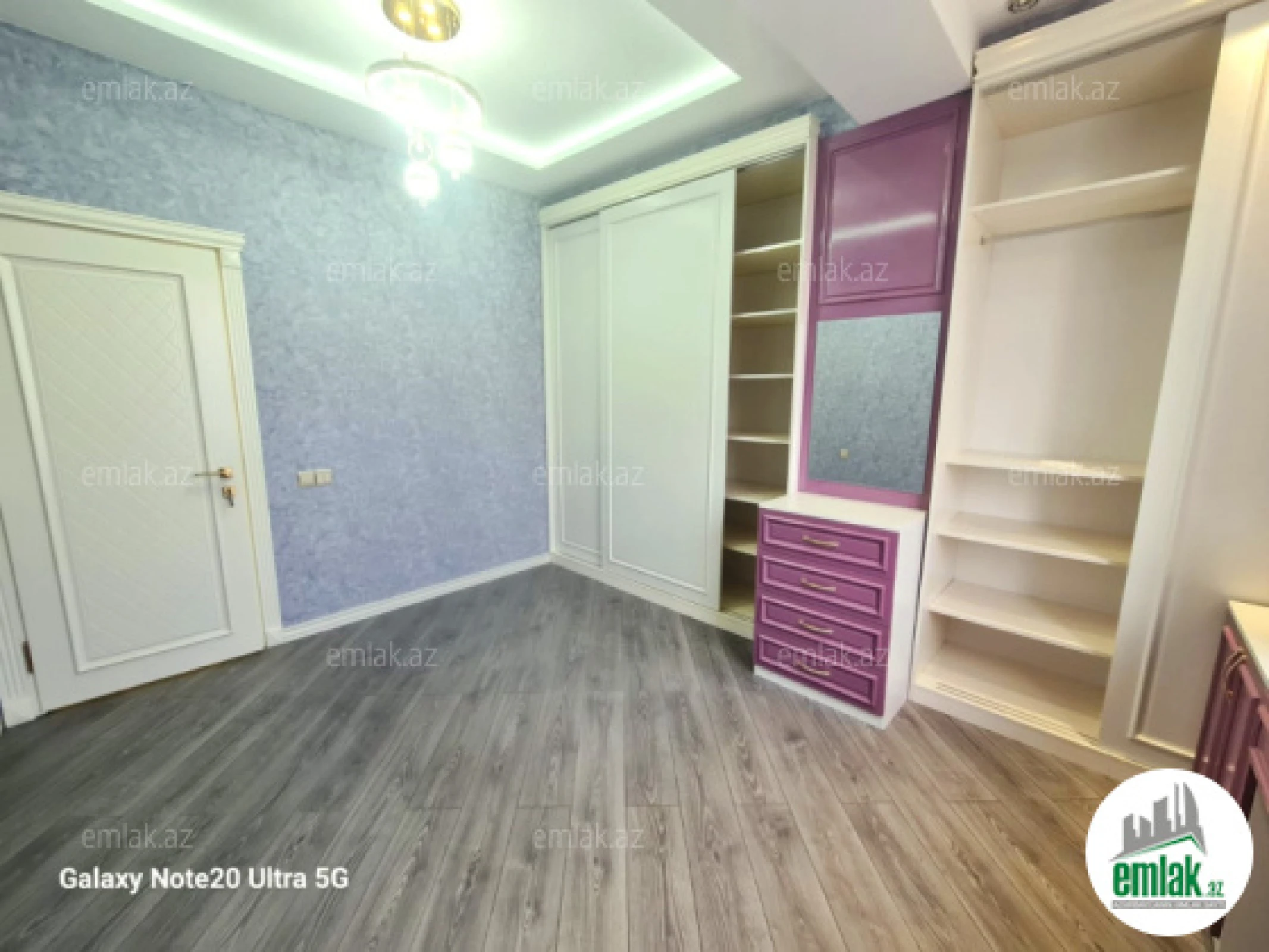 Satılır 4 otaqlı yeni tikili 186 m²