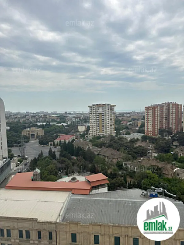 Satılır 5 otaqlı yeni tikili 186 m²