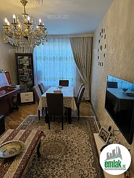 Satılır 3 otaqlı köhnə tikili 80 m² — Bakı 3 otaq 80.00 m²