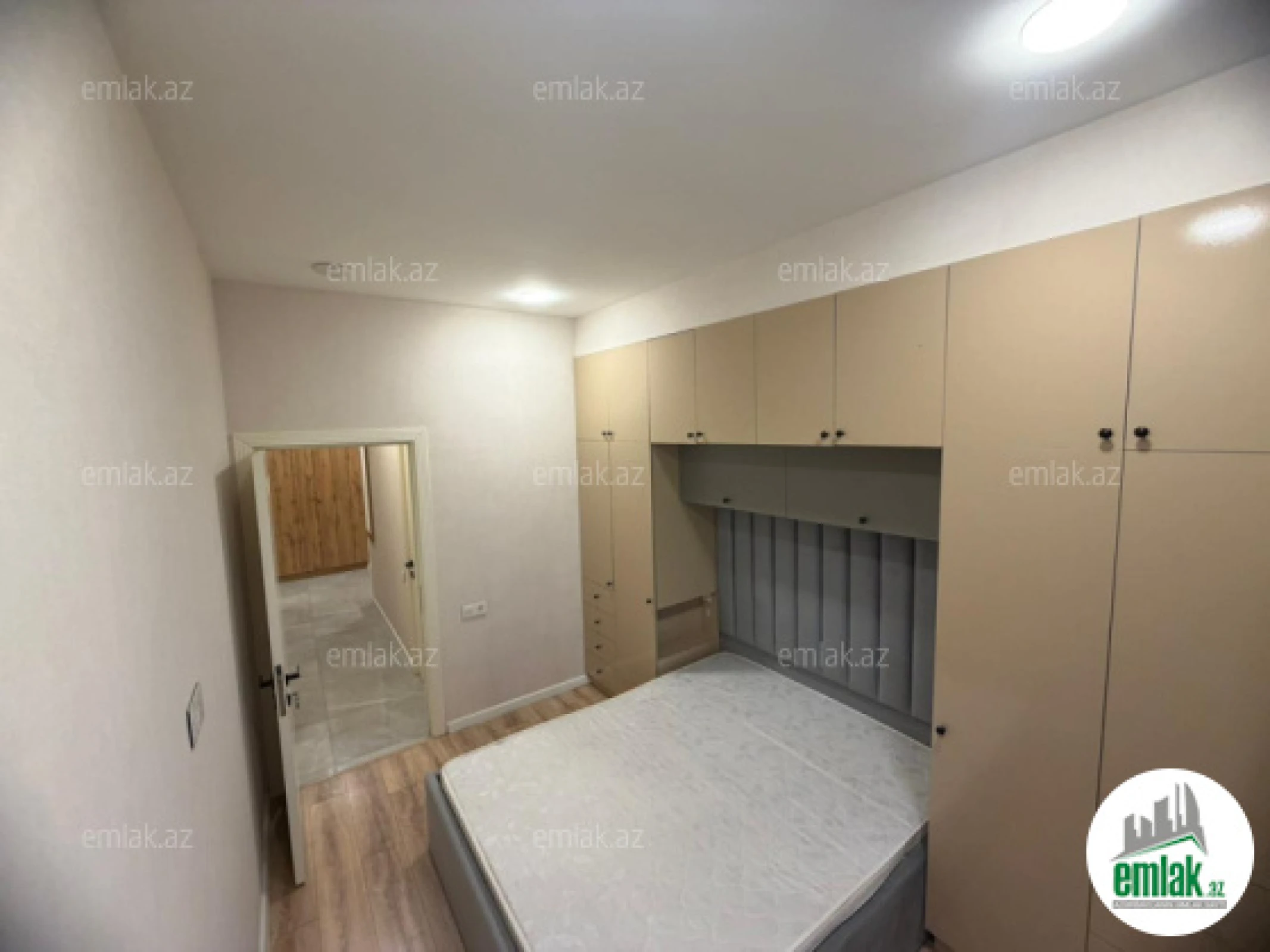 Satılır 2 otaqlı yeni tikili 70 m²