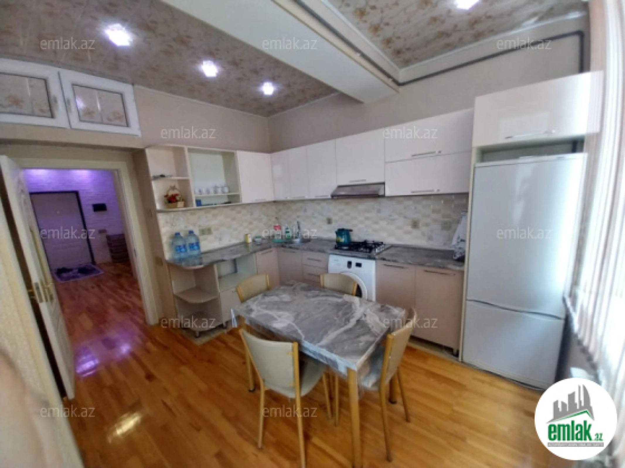 Satılır 3 otaqlı yeni tikili 77 m²