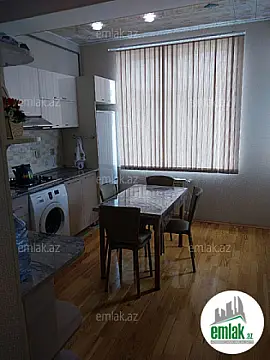 Satılır 3 otaqlı yeni tikili 77 m²