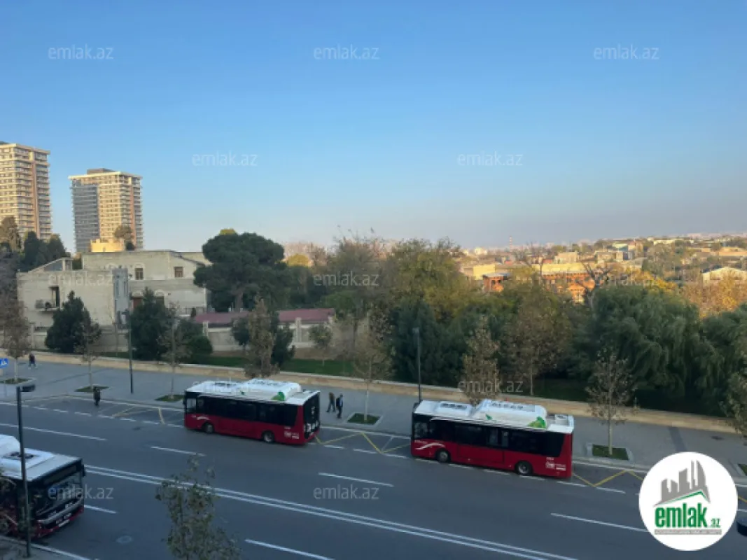 Satılır 4 otaqlı yeni tikili 152 m²