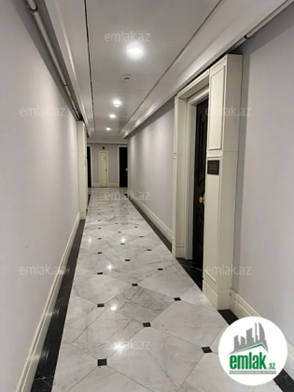 Satılır 4 otaqlı yeni tikili 152 m²