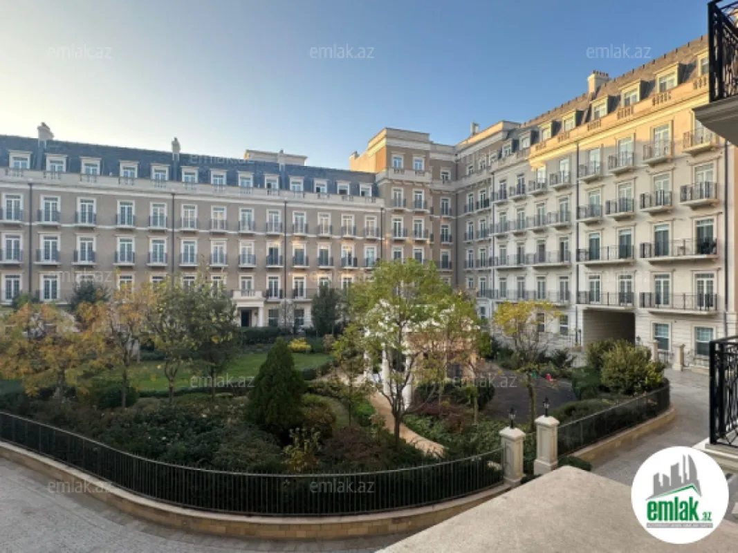 Satılır 4 otaqlı yeni tikili 152 m²