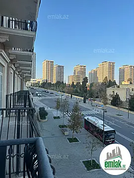 Satılır 4 otaqlı yeni tikili 152 m²