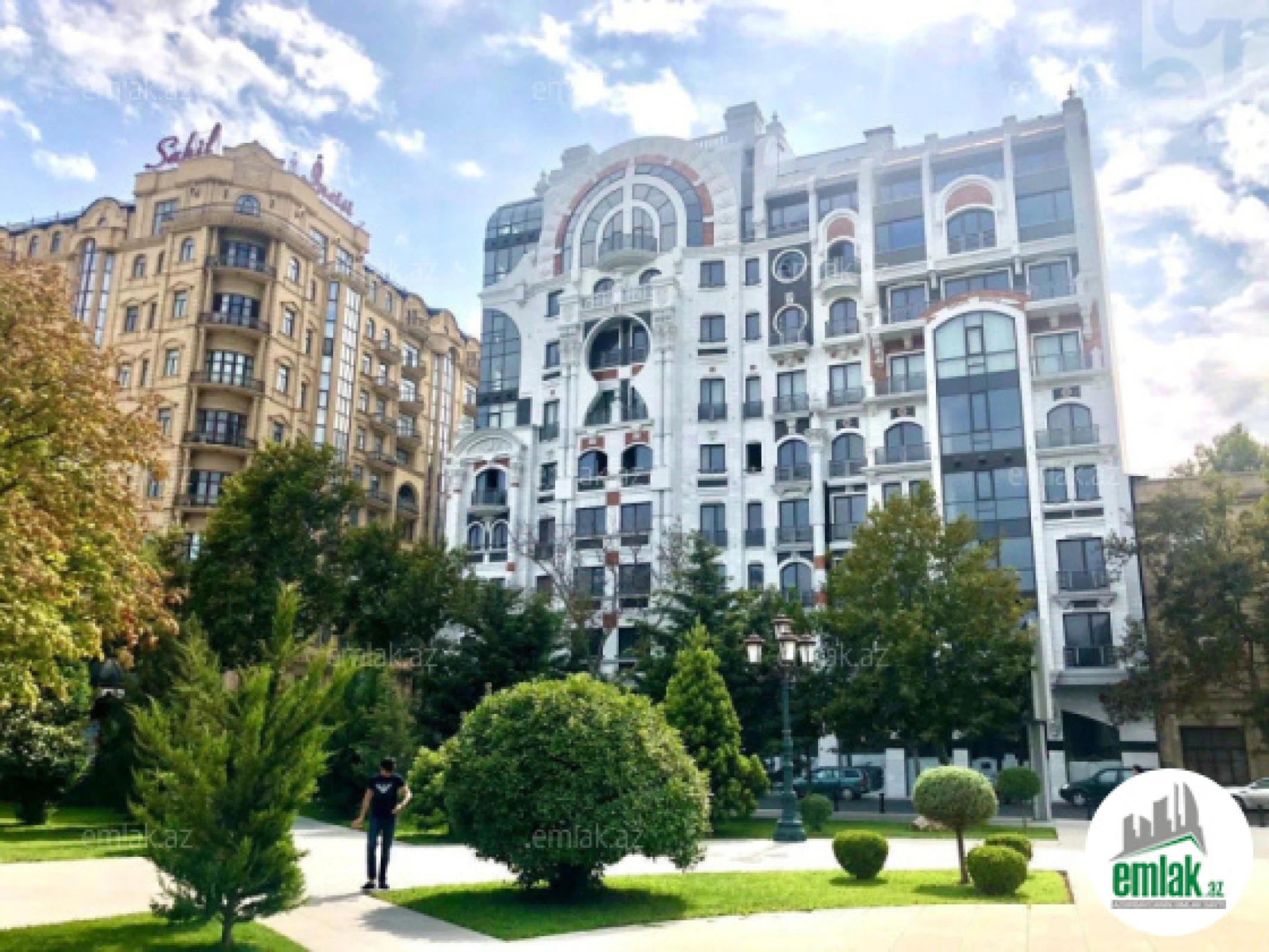 Satılır 5 otaqlı yeni tikili 246 m²