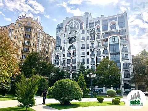 Satılır 5 otaqlı yeni tikili 246 m²