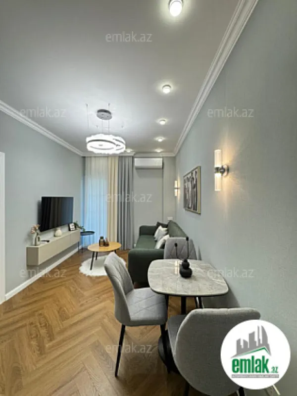 Satılır 2 otaqlı köhnə tikili 45 m²
