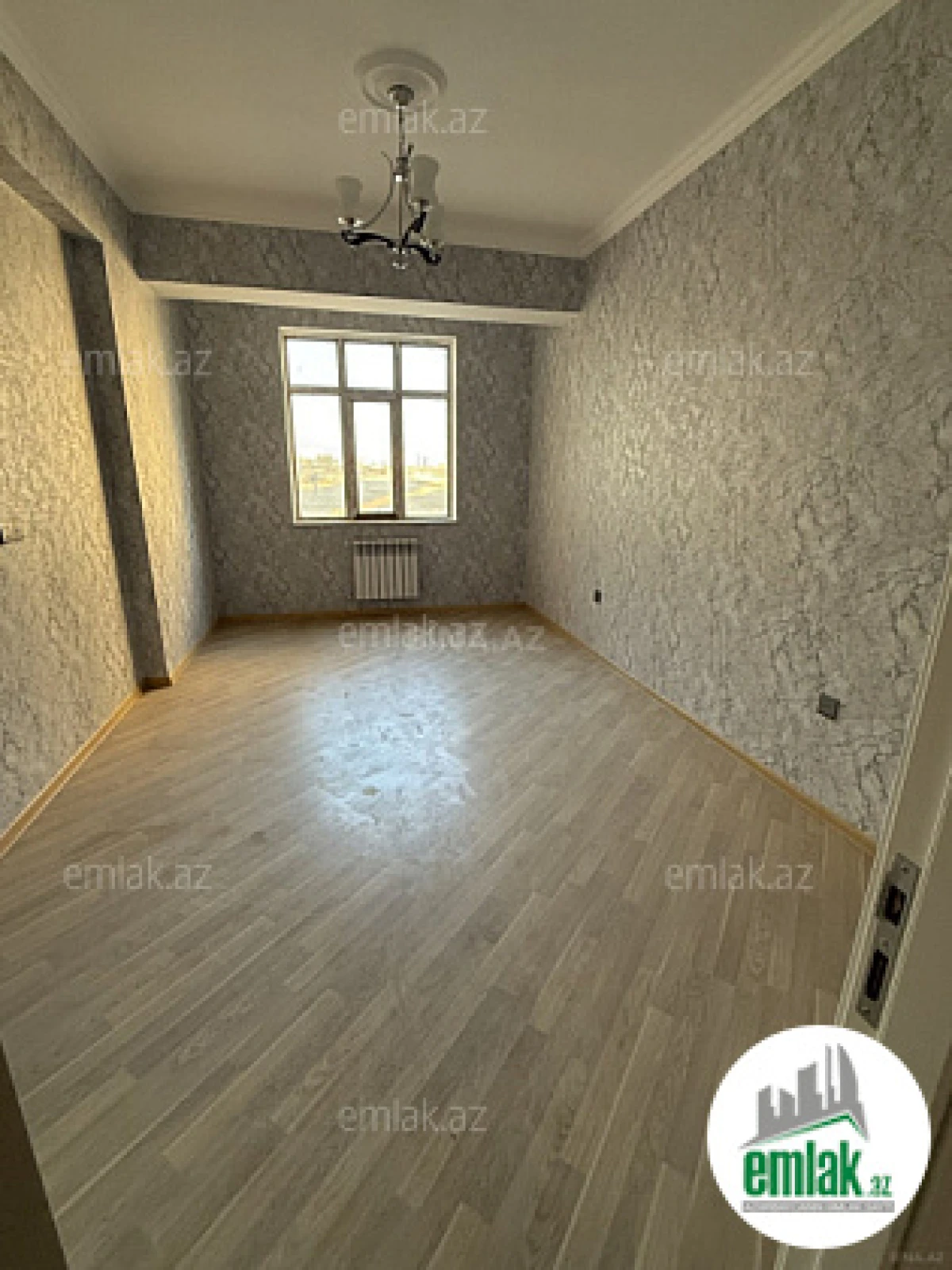 Satılır 3 otaqlı yeni tikili 100 m²