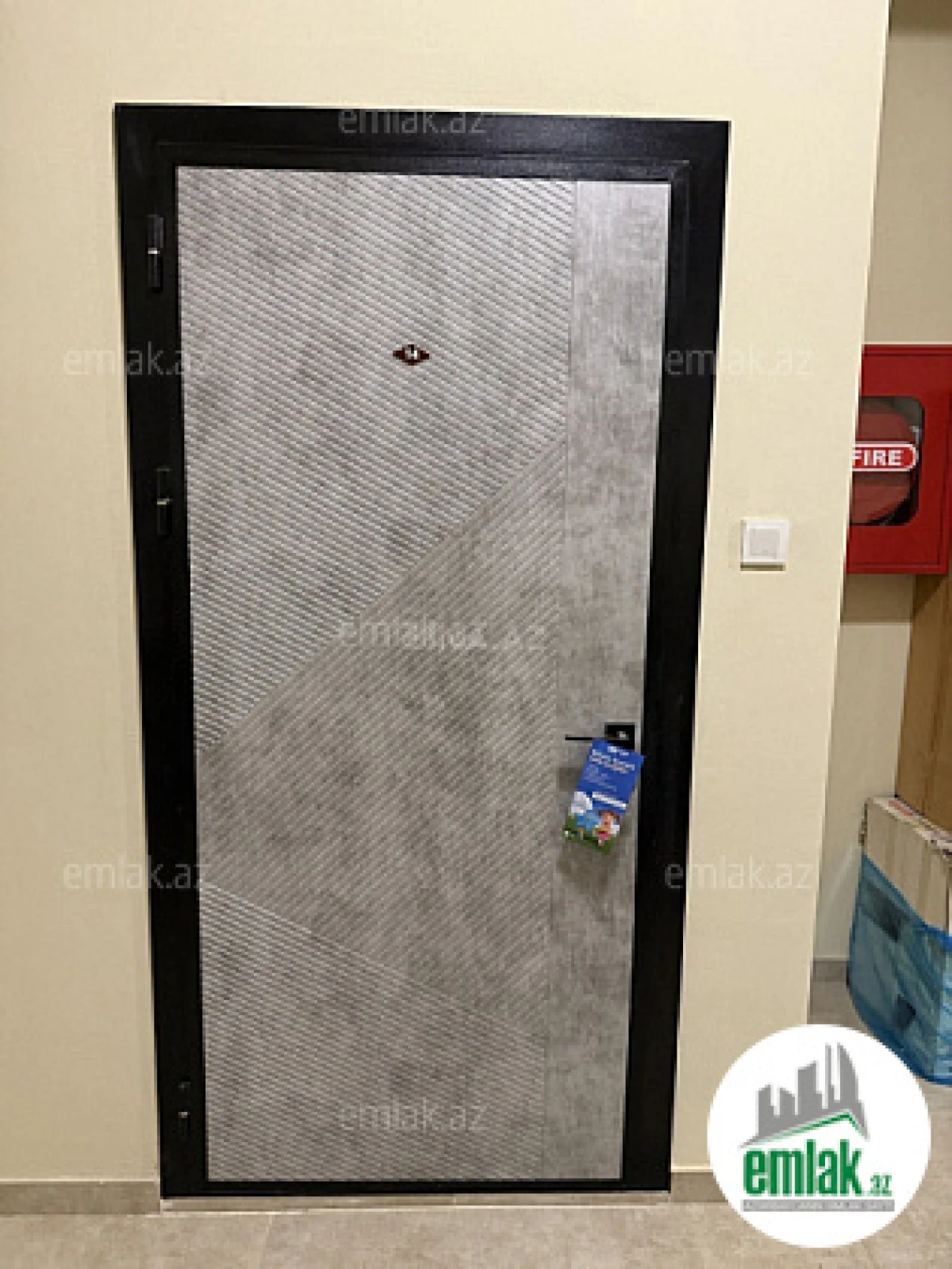 Satılır 3 otaqlı yeni tikili 100 m²