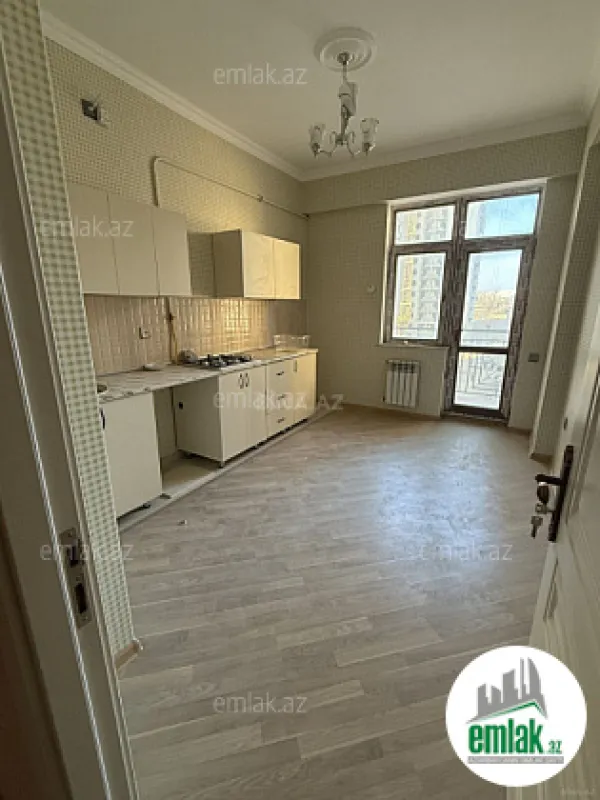 Satılır 3 otaqlı yeni tikili 100 m²