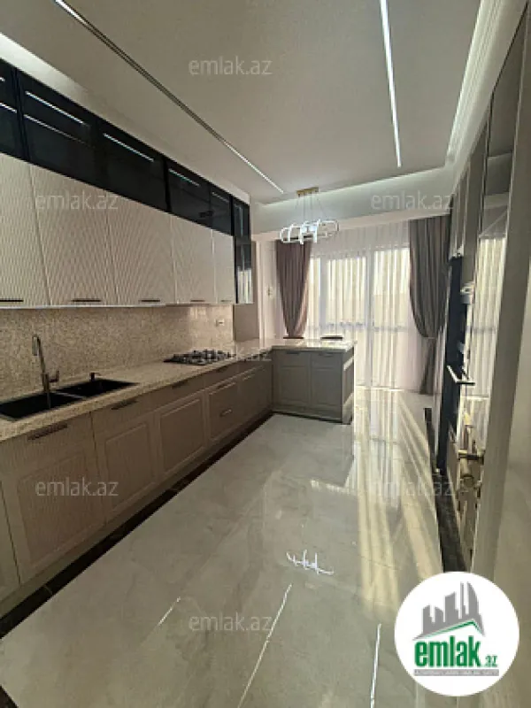 Satılır 3 otaqlı yeni tikili 127 m²