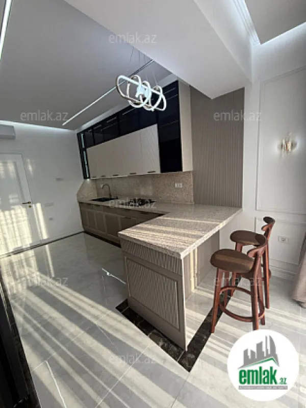 Satılır 3 otaqlı yeni tikili 127 m²