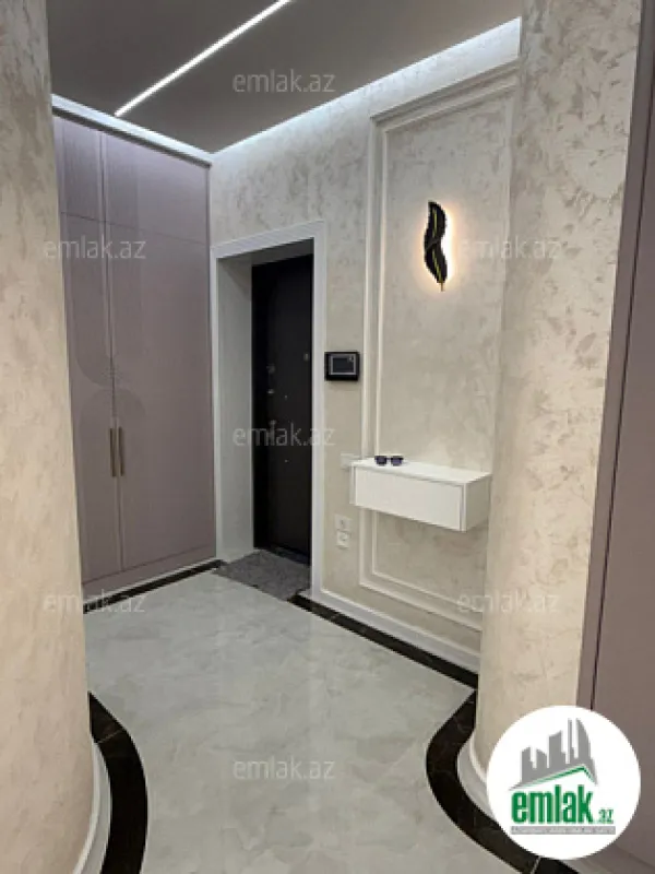 Satılır 3 otaqlı yeni tikili 127 m²