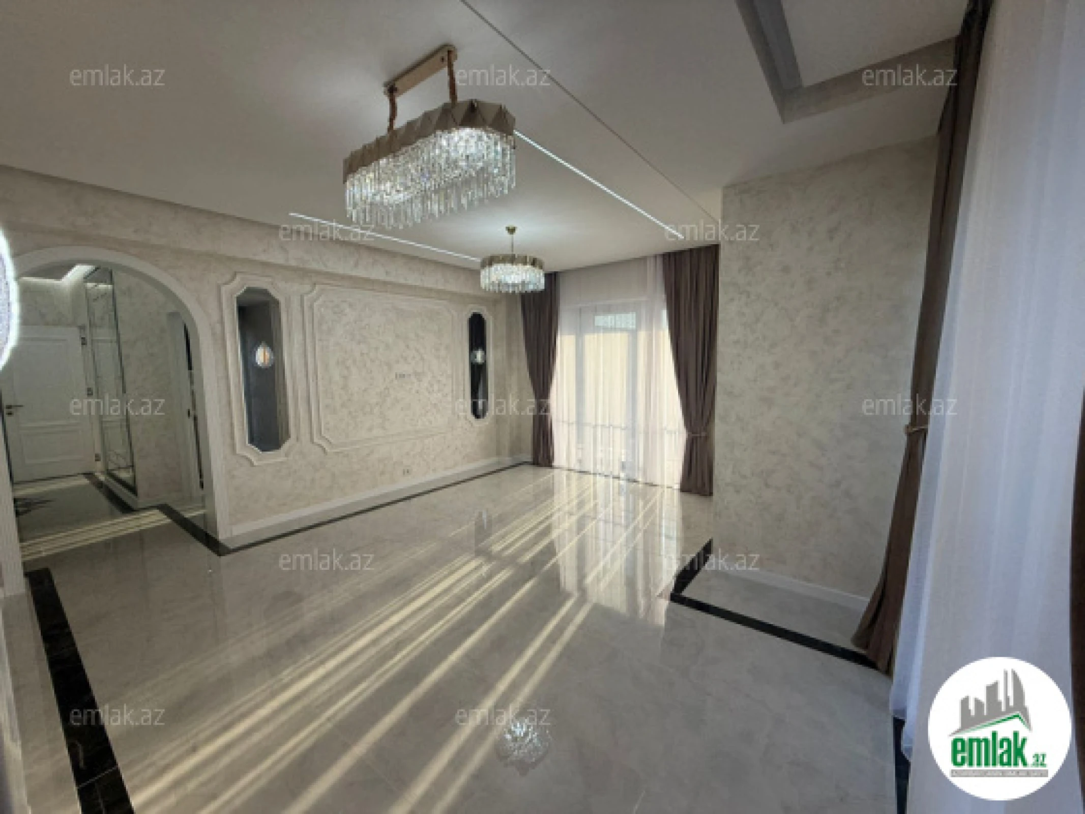 Satılır 3 otaqlı yeni tikili 127 m²