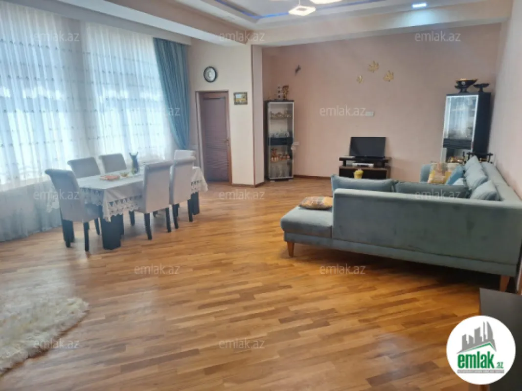 Satılır 5 otaqlı yeni tikili 270 m²