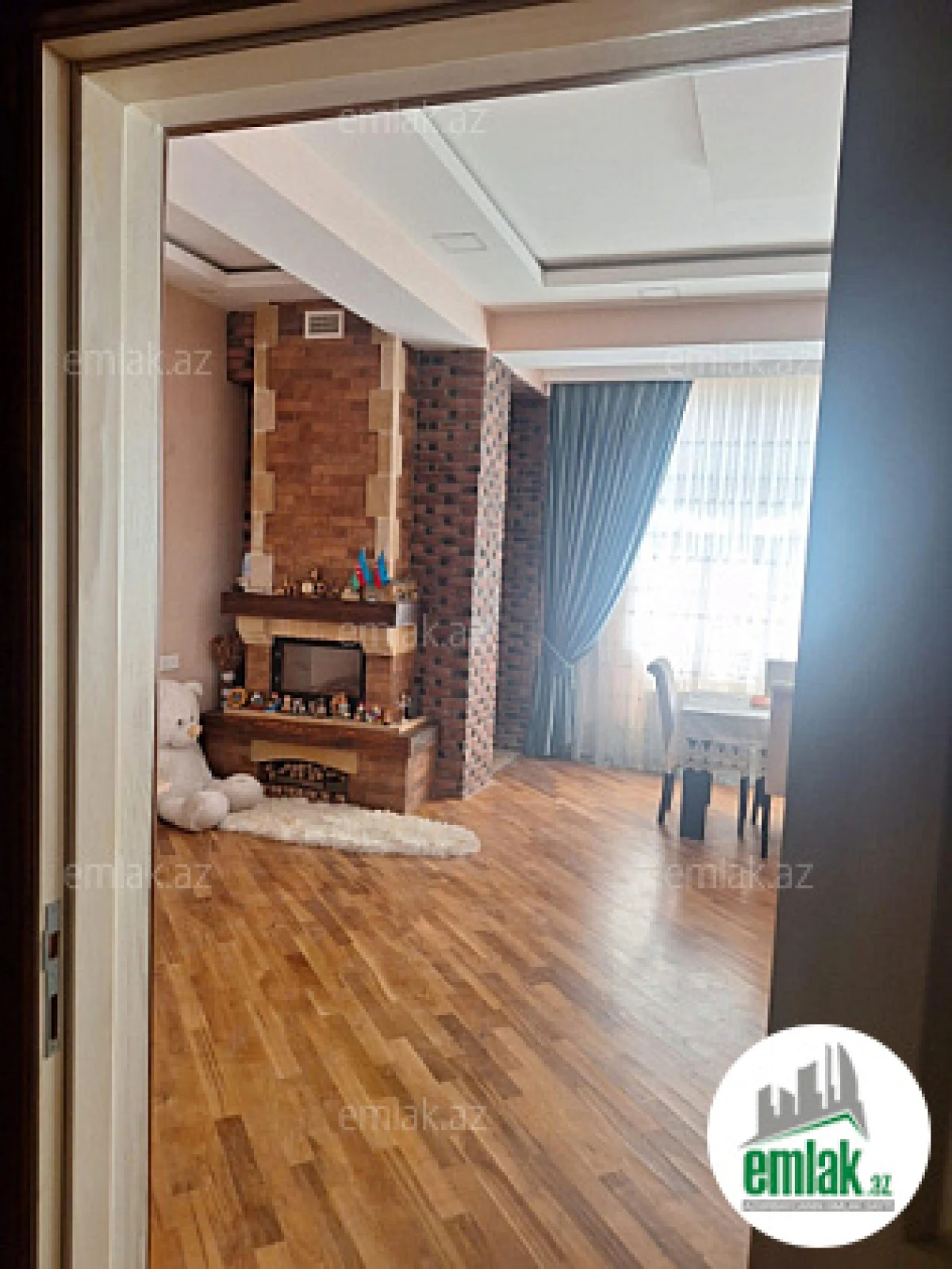 Satılır 5 otaqlı yeni tikili 270 m²