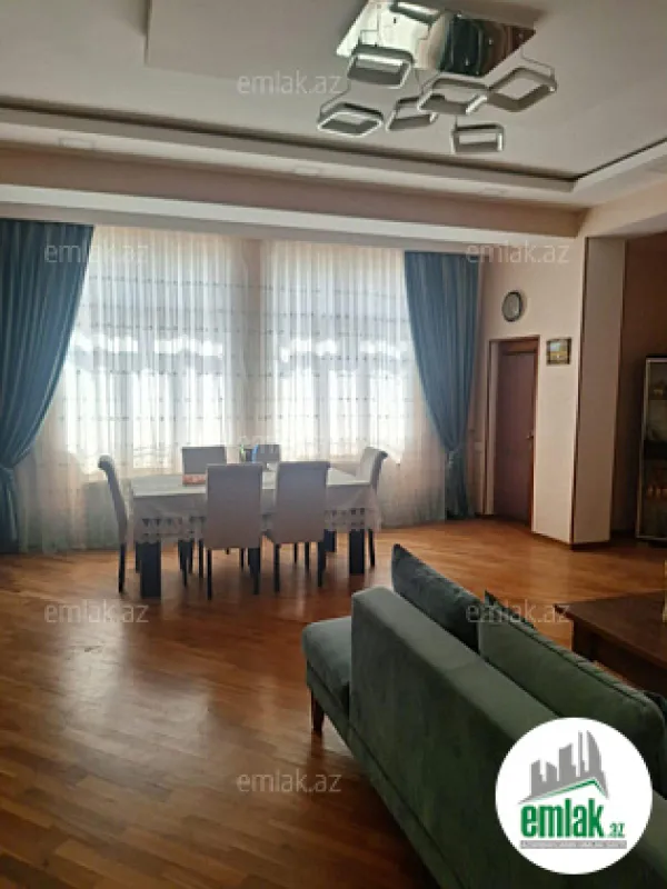 Satılır 5 otaqlı yeni tikili 270 m²