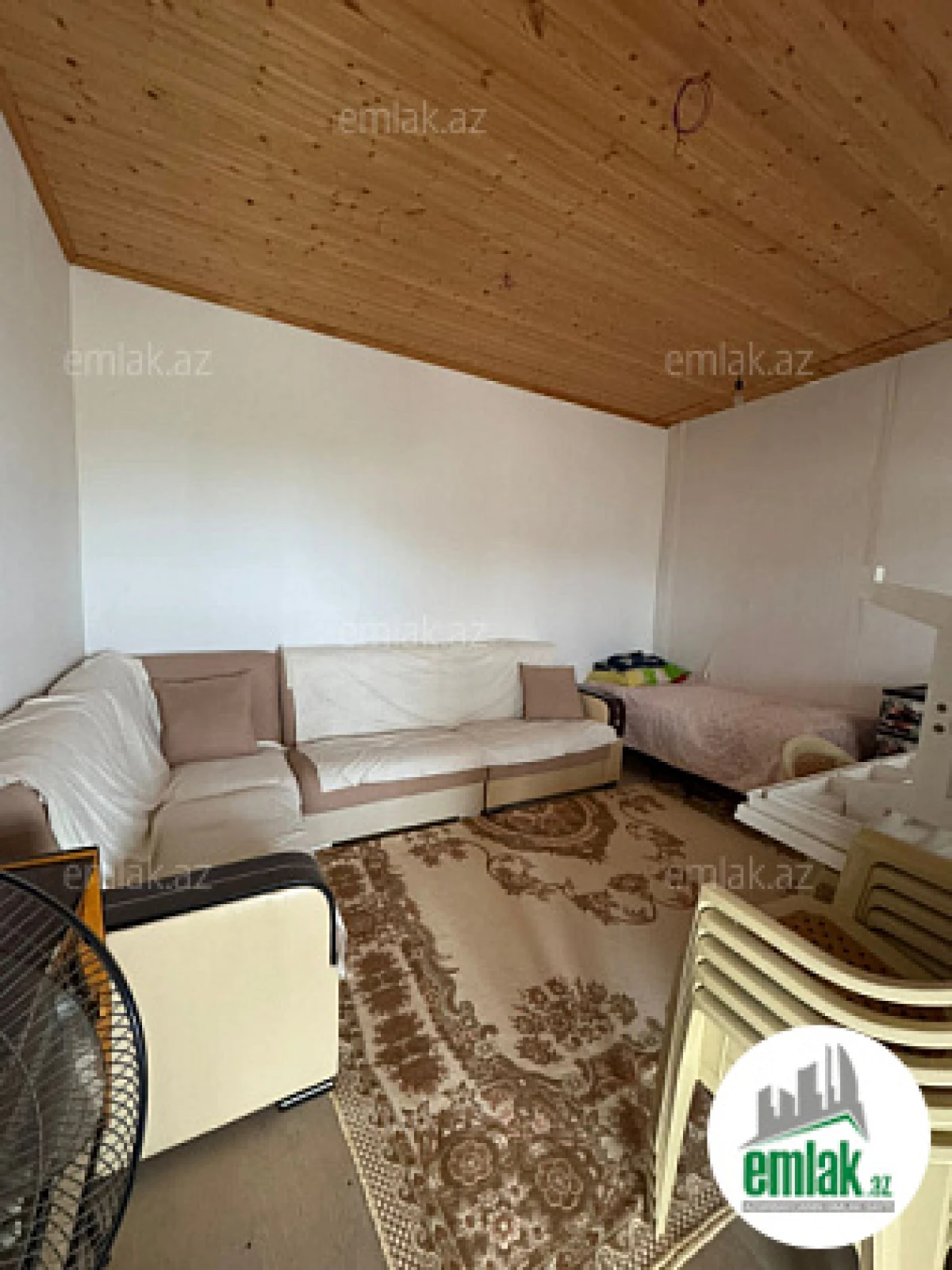 Satılır 3 otaqlı mənzil 6 m²