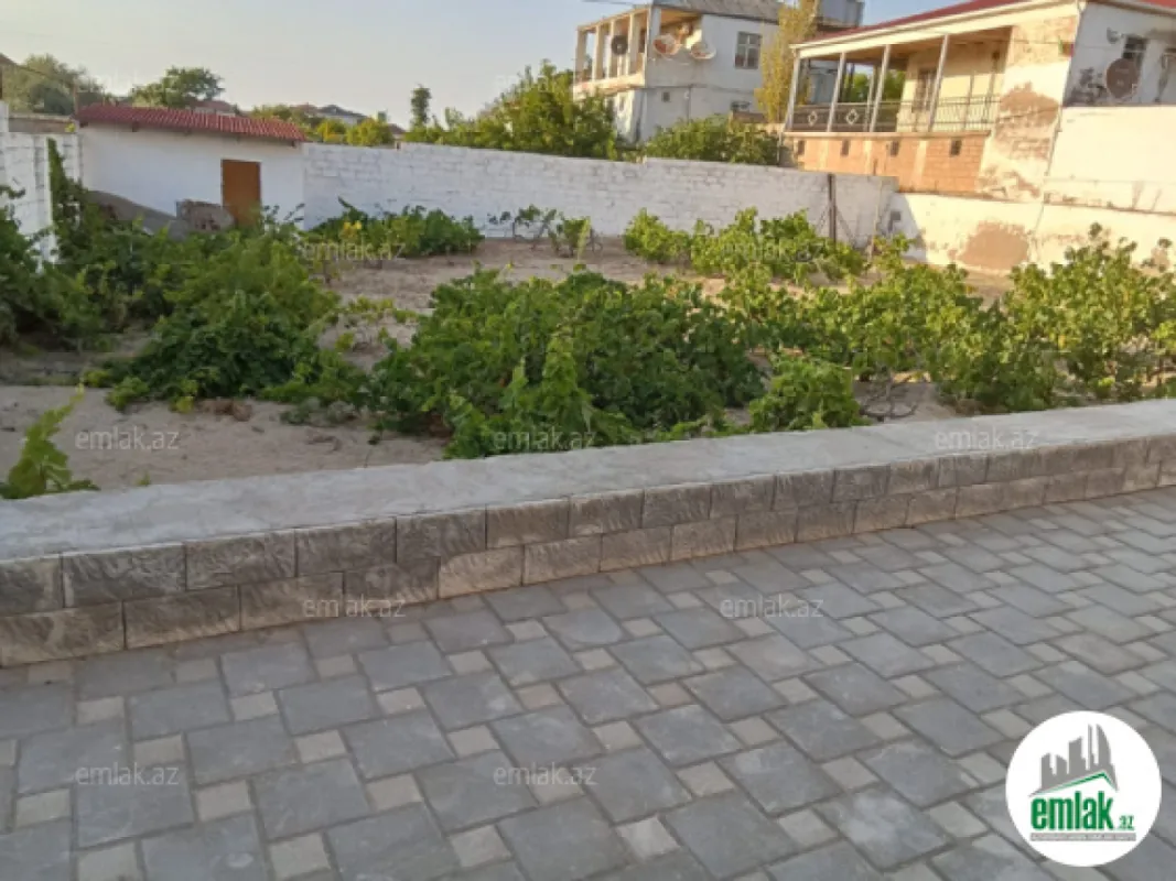 Satılır 3 otaqlı mənzil 6 m²