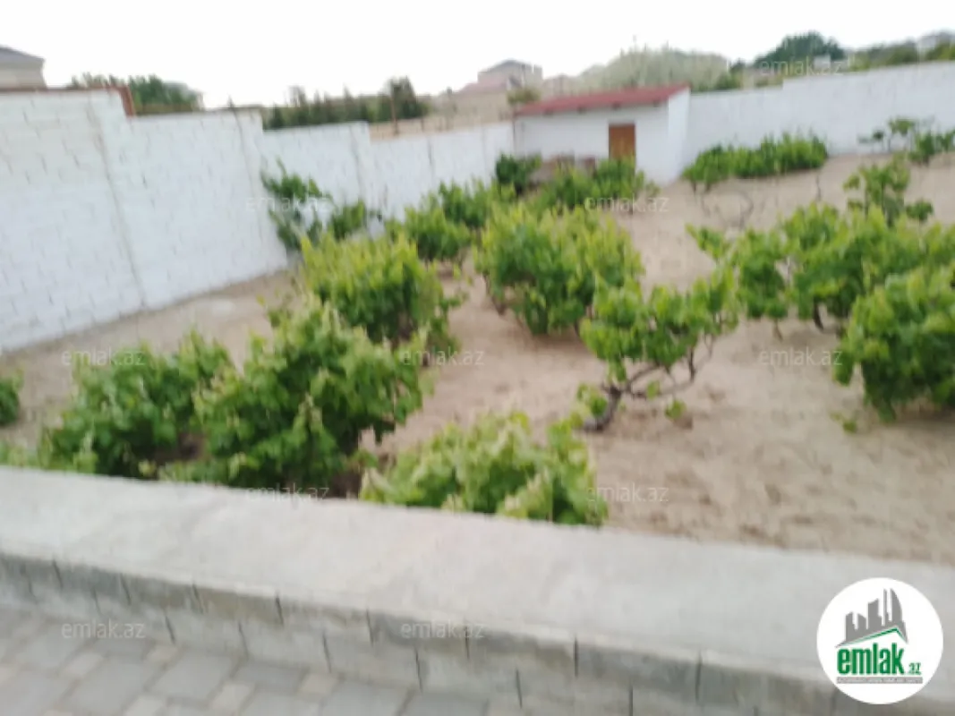 Satılır 3 otaqlı mənzil 6 m²