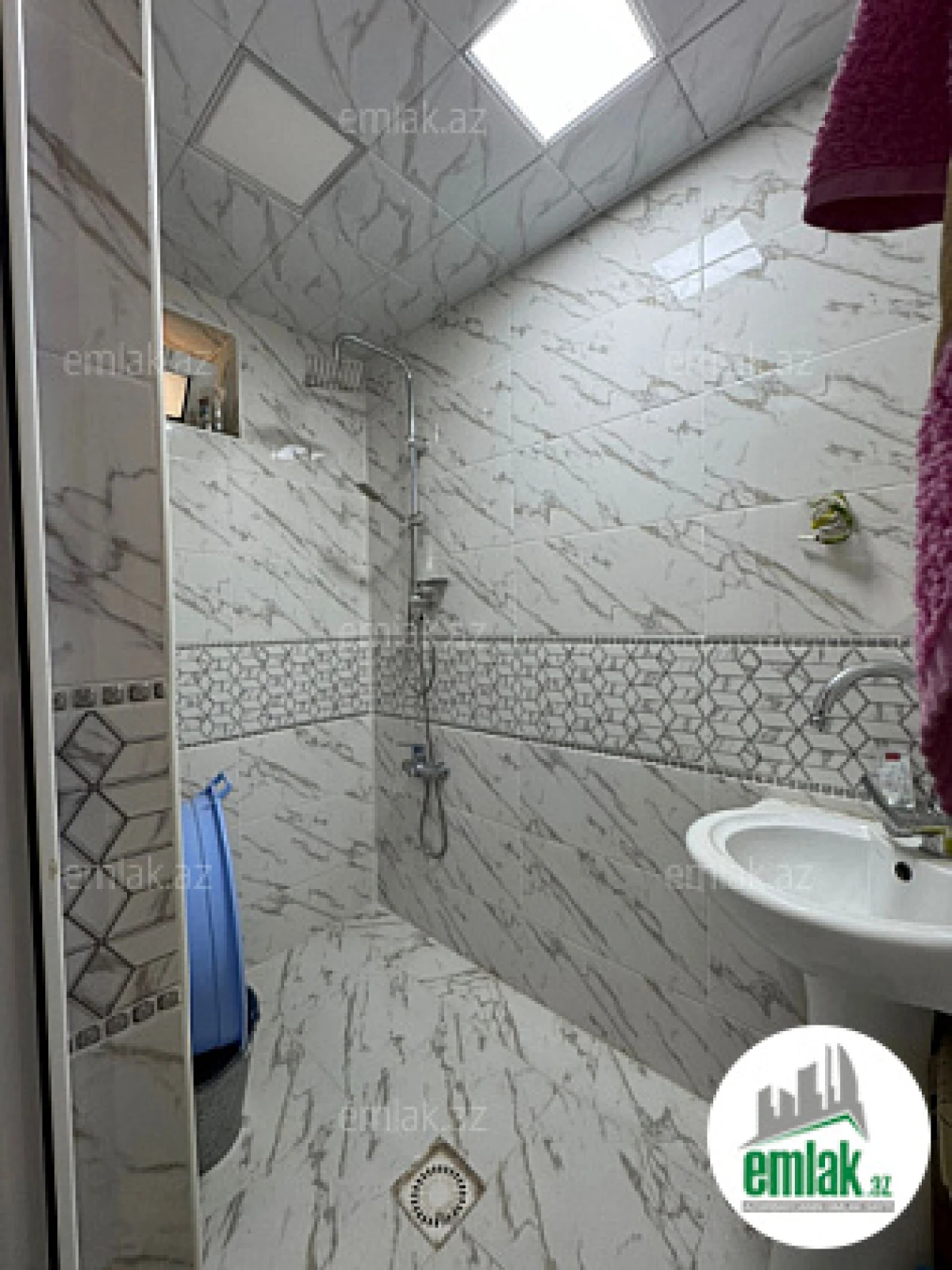 Satılır 3 otaqlı mənzil 6 m²