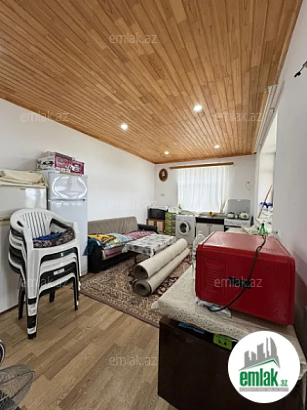 Satılır 3 otaqlı mənzil 6 m²