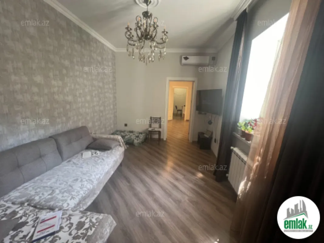 Satılır 4 otaqlı həyət evi 84 m²