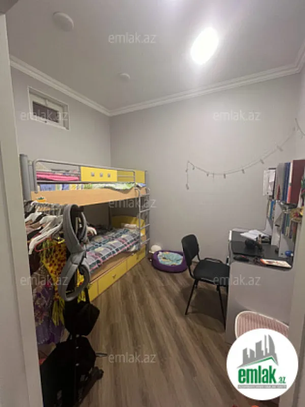 Satılır 4 otaqlı həyət evi 84 m²