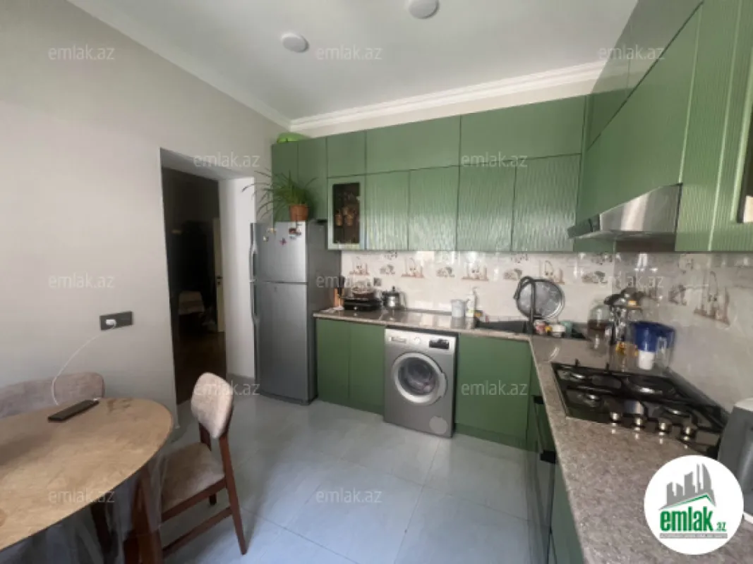 Satılır 4 otaqlı həyət evi 84 m²