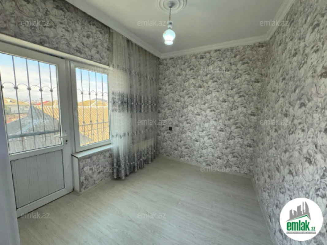 Satılır 4 otaqlı həyət evi 120 m²