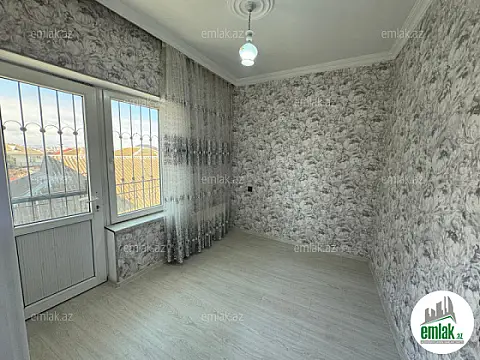 Satılır 4 otaqlı həyət evi 120 m²
