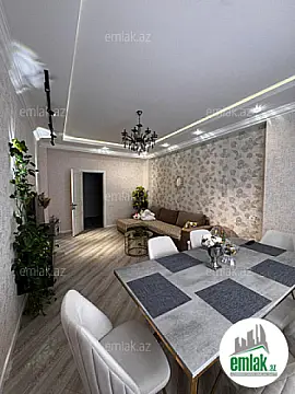 Satılır 3 otaqlı yeni tikili 130 m²