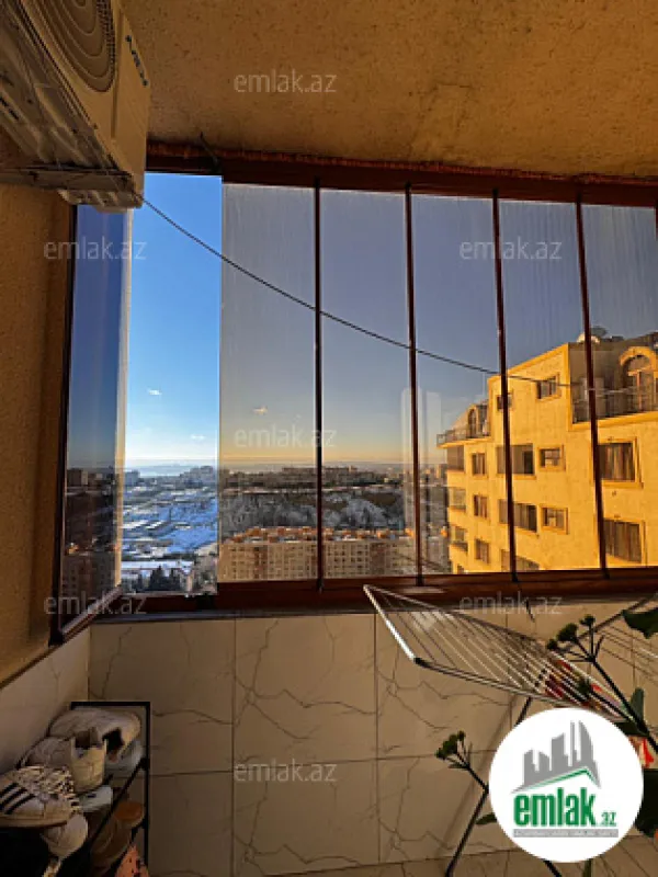 Satılır 3 otaqlı yeni tikili 130 m²