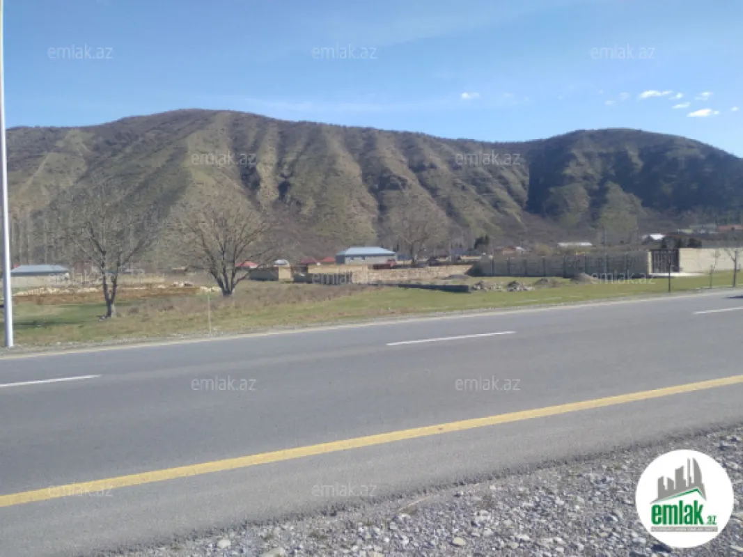 Satılır torpaq sahəsi 6 m²