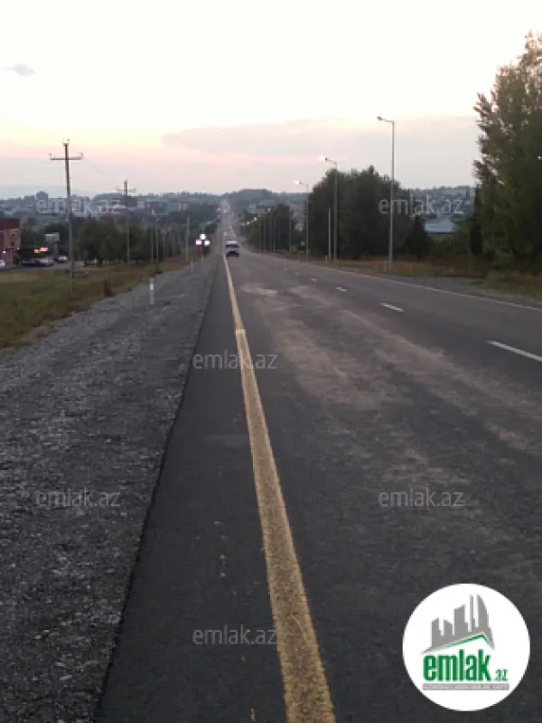 Satılır torpaq sahəsi 6 m²