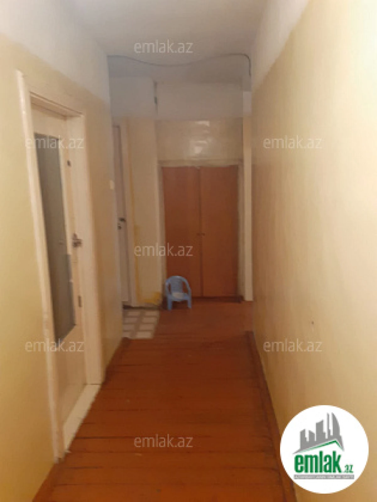 Satılır 5 otaqlı köhnə tikili 120 m²