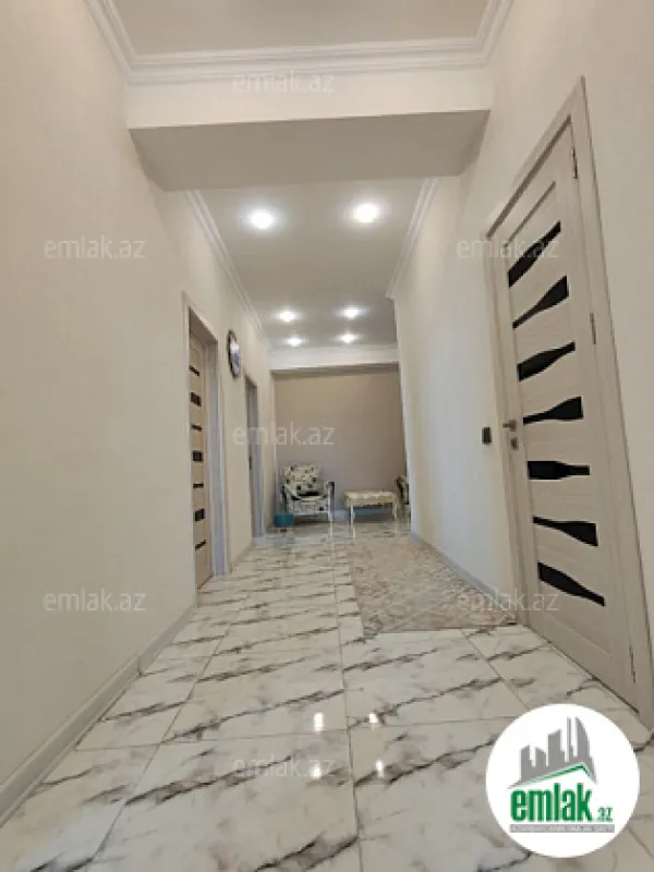 Satılır 3 otaqlı yeni tikili 110 m²