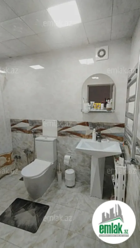 Satılır 3 otaqlı yeni tikili 110 m²